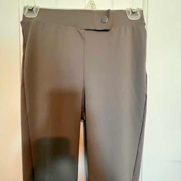 Alluring 2 piece Leggings outfits (crop top with matching leggings) - Picture 10 of 10